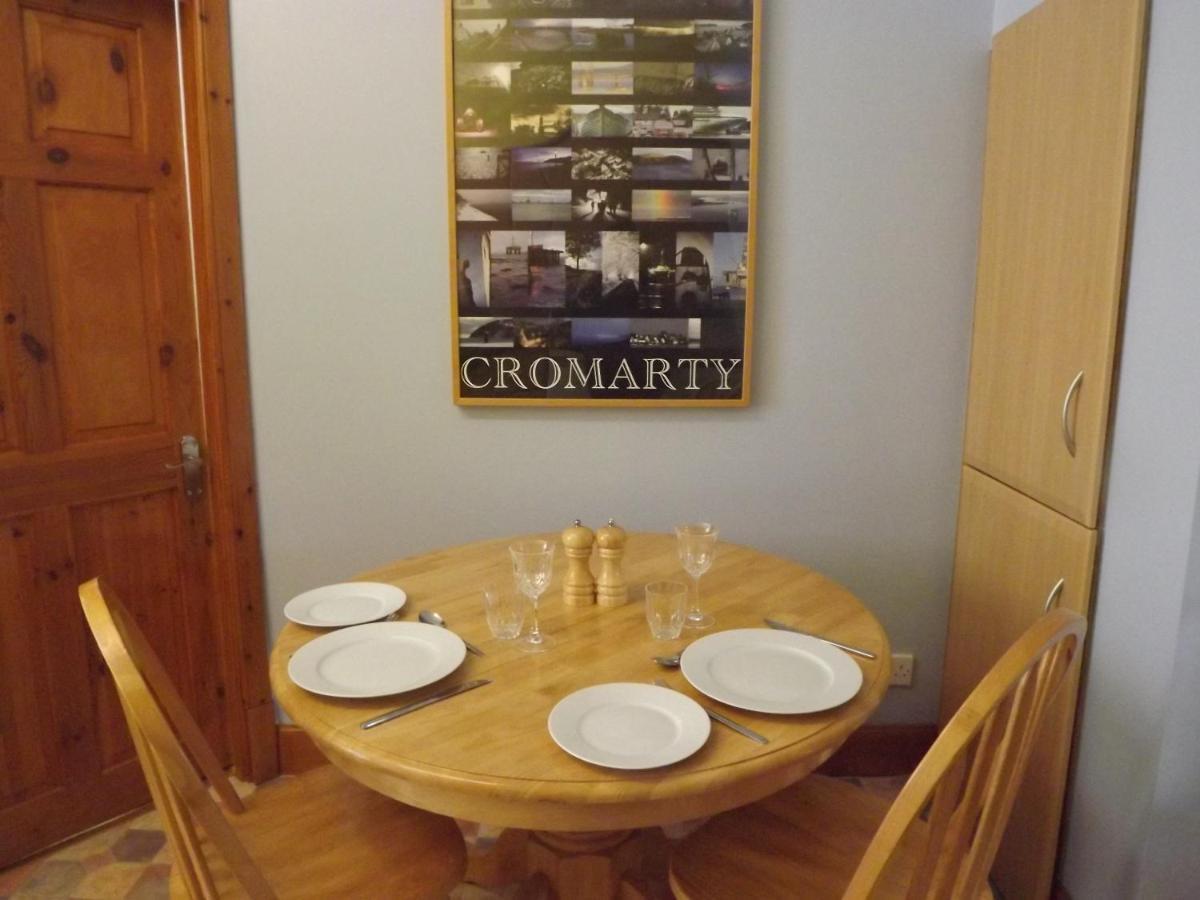 Sydney House Bed & Breakfast Cromarty Bagian luar foto