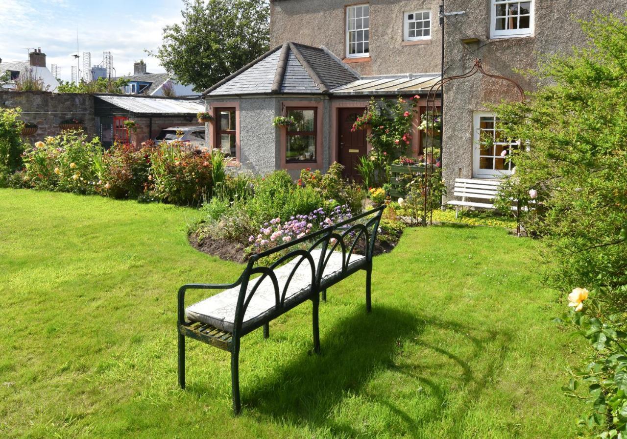 Sydney House Bed & Breakfast Cromarty Bagian luar foto