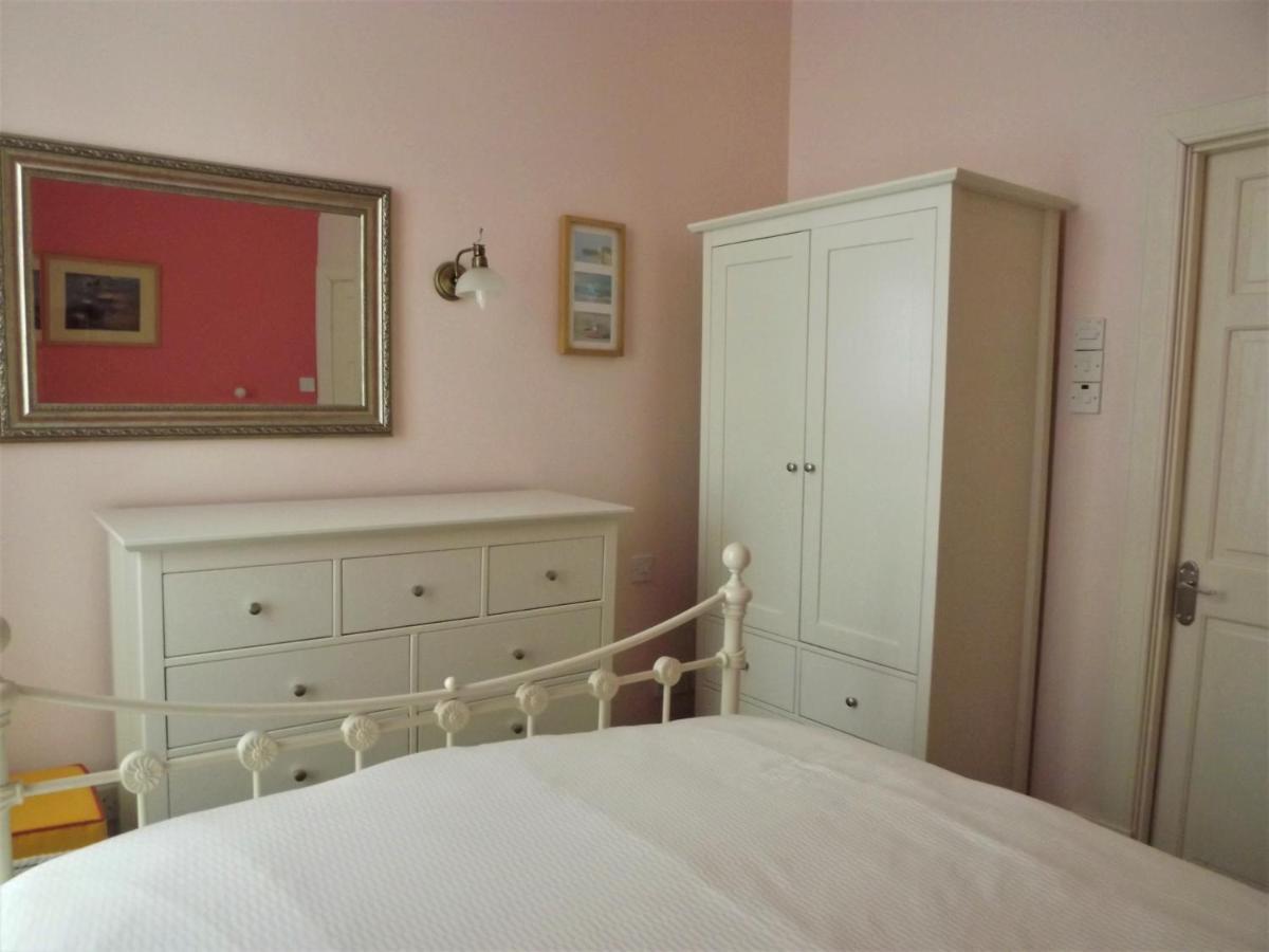 Sydney House Bed & Breakfast Cromarty Bagian luar foto