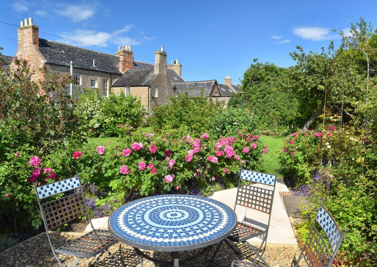 Sydney House Bed & Breakfast Cromarty Bagian luar foto